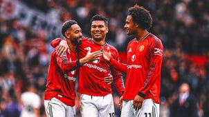 CHAMPIONS LEAGUE Trending Image: Manchester United Topples Liverpool to End Two-Year Champions League Absence
